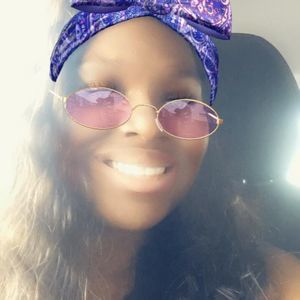 Meet your Posher, Malikah